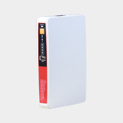 18W Output Power Mini UPS 8000mah 5V 9V 12V Baterai putih dengan perlindungan adaptor